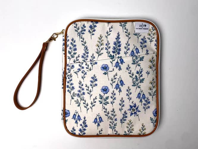 Wildflower clutch — interior compartments