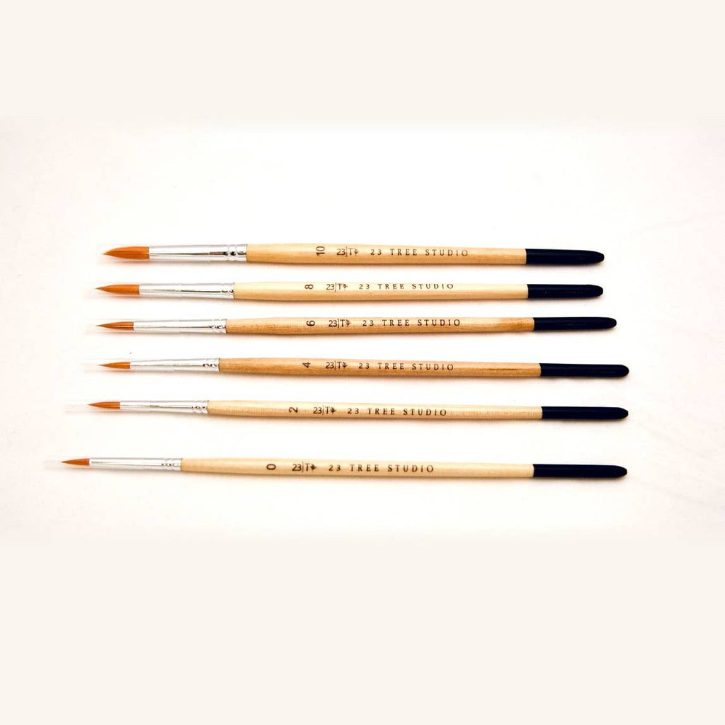 Studio Essential 6 — brush tip detail