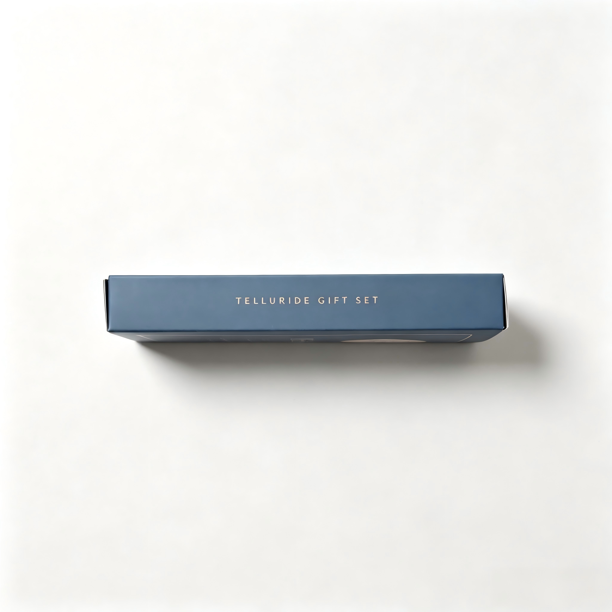 Telluride — gift box with plaid interior