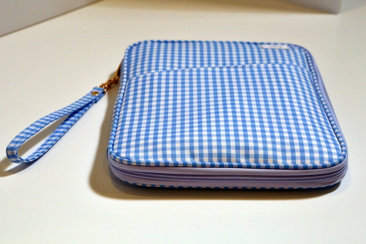 Juliette clutch — wristlet strap detail